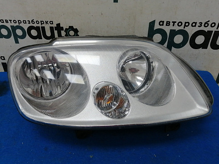 AA025036; Фара галоген правая (2K0941006B) для Volkswagen Touran I (2003-2006)/БУ; Оригинал; Р2, Удовлетворительное; 