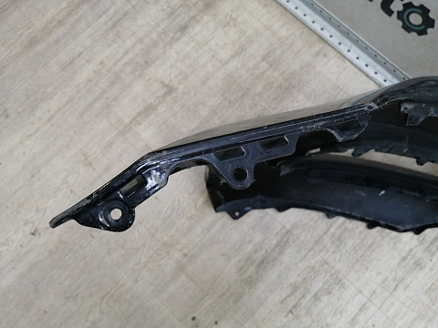 Фотография детали AA045038; Бампер передний; под паркт.; без омыват. (3G0807221) для Volkswagen Passat/БУ; Оригинал; Р1, Мелкий дефект; . Фото номер 14