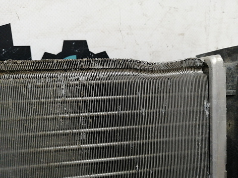 Фотография детали AA028706; Радиатор охлаждения (21410-4EA0A) для Nissan Qashqai II (2014-2018)/БУ; Оригинал; Р2, Удовлетворительное; . Фото номер 6
