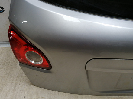 AA045349; Крышка багажника; под камер. (K0100BR0MA) для Nissan Qashqai/БУ; Оригинал; Р2, Удовлетворительное; 