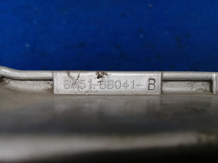 AA030867; Передняя панель (BM51-8B041-B) для Ford Focus/БУ; Оригинал; Р2, Удовлетворительное; 