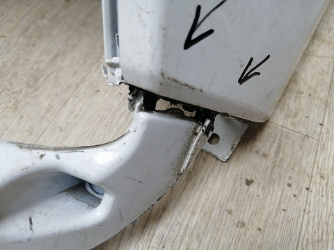 Фотография детали AA045381; Бампер передний; под паркт.; без омыват. (01859562) для Geely Emgrand X7 рест. 2 (2018-2021)/БУ; Оригинал; Р1, Мелкий дефект; . Фото номер 3