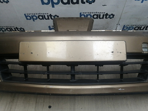 Фотография детали AA045992; Бампер передний; без паркт.; под омыват. (62022-EM00H) для Nissan Tiida/БУ; Оригинал; Р1, Мелкий дефект; . Фото номер 4