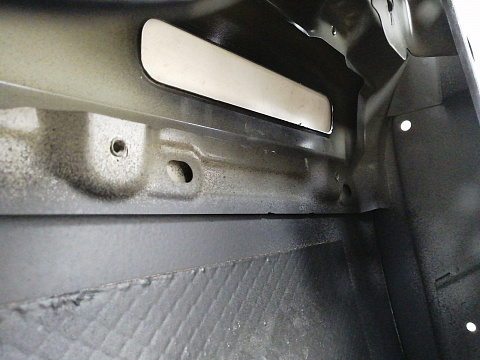Фотография детали AA024288; Дверь передняя правая (LR117201) для Land Rover Range Rover Evoque II (2019- н.в.)/БУ; Оригинал; Р0, Хорошее; (PVM, 921) Черный. Фото номер 15