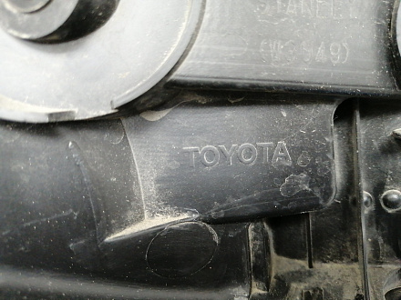 AA016798; Фара галоген левая (81170-42650) для Toyota Rav4 40 рест. (2015 — 2019)/БУ; Оригинал; Р1, Мелкий дефект; 