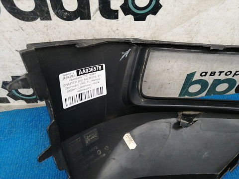 Фотография детали AA036578; Накладка ПТФ левая (5NA853211A) для Volkswagen Tiguan II (2016- 2020)/БУ; Оригинал; Р1, Мелкий дефект; . Фото номер 11