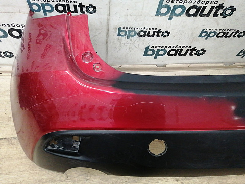 Фотография детали AA040708; Бампер задний; без паркт. (BHN9-50221) для Mazda 3 III (BM) HB (2013-2016)/БУ; Оригинал; Р2, Удовлетворительное; . Фото номер 5