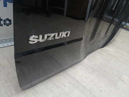 AA045192; Крышка багажника (6910065830) для Suzuki Grand Vitara/БУ; Оригинал; Р1, Мелкий дефект;