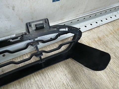 Фотография детали AA045109; Решетка переднего бампера верхняя, М-пакет; под камер. (51118060891) для BMW Х6 II (F16) (2014-2019)/БУ; Оригинал; Р1, Мелкий дефект; . Фото номер 21