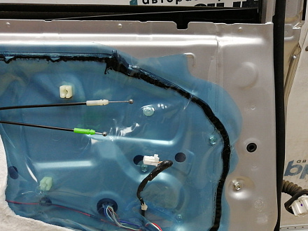 AA045293; Дверь задняя левая, под расширитель, Long (67004-42110) для Toyota Rav4/БУ; Оригинал; Р1, Мелкий дефект; 