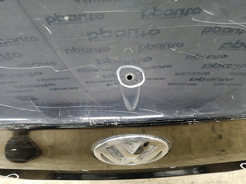 Фотография детали AA027664; Крышка багажника, Америка (1K5827025AP) для Volkswagen Jetta V (2005- 2010)/БУ; Оригинал; Р2, Удовлетворительное; . Фото номер 10