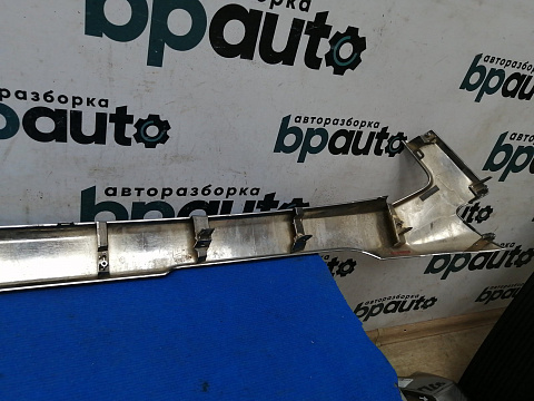 Фотография детали AA014966; Хром решетки радиатора нижний (53122-60230) для Lexus LX570, LX450D рест.2 (2015 - н.в.)/БУ; Оригинал; Р2, Удовлетворительное; . Фото номер 6
