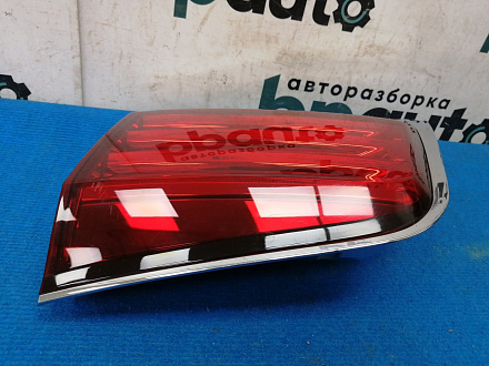 AA015141; Фонарь в крышку багажника правый (81580-60210) для Lexus LX570, LX450D (2008 — 2011)/БУ; Оригинал; Р0, Хорошее; 