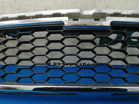 Фотография детали AA031037; Решетка радиатора (96945172) для Chevrolet Captiva | рест. (2011-2013)/БУ; Оригинал; Р0, Хорошее; . Фото номер 3