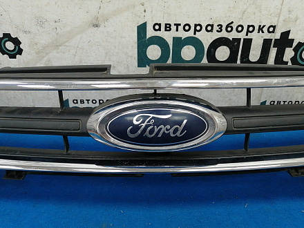 AA028318; Решетка радиатора (BS71-8200-A) для Ford Mondeo/БУ; Оригинал; Р2, Удовлетворительное; 