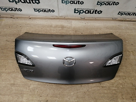 AA039139; Крышка багажника (BBY3-5261XB) для Mazda 3 BL/БУ; Оригинал; Р1, Мелкий дефект; 