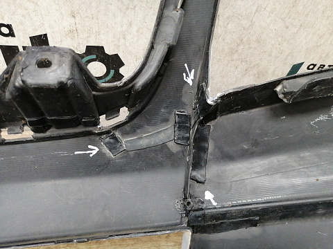 Фотография детали AA035265; Бампер передний; без паркт.; без омыват. (71711-77K60) для Suzuki Grand Vitara III рест. (2009 — 2012)/БУ; Оригинал; Р2, Удовлетворительное; . Фото номер 12