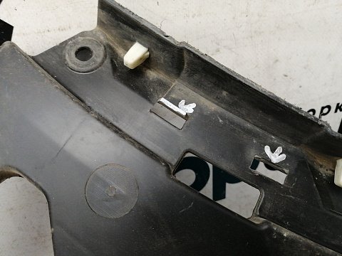 Фотография детали AA031381; Кронштейн заднего бампера правый (9Y0807378) для Porsche Cayenne III (2017-н.в.)/БУ; Оригинал; Р1, Мелкий дефект; . Фото номер 3