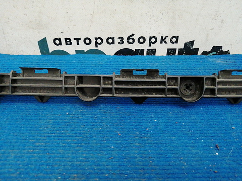 Фотография детали AA043788; Кронштейн заднего бампера левый (52156-50040) для Lexus LS IV рест. (2010- 2012)/БУ; Оригинал; Р0, Хорошее; . Фото номер 4