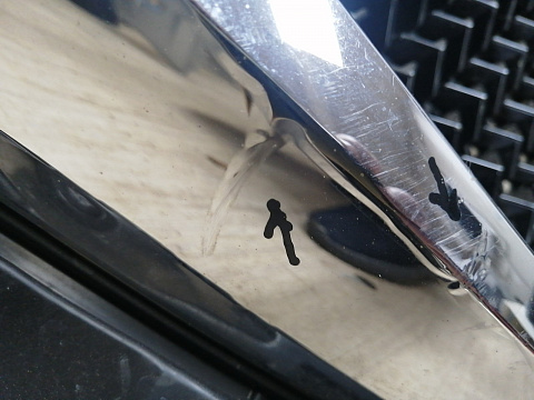 Фотография детали AA028260; Решетка радиатора (KB8B-50712) для Mazda CX-5 II (2017-2021)/БУ; Оригинал; Р2, Удовлетворительное; . Фото номер 12