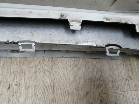 Фотография детали AA045933; Бампер передний, S-Line; под омыват. (8U0807437AS) для Audi Q3 I рест. (2014-2018)/БУ; Оригинал; Р2, Удовлетворительное; . Фото номер 17