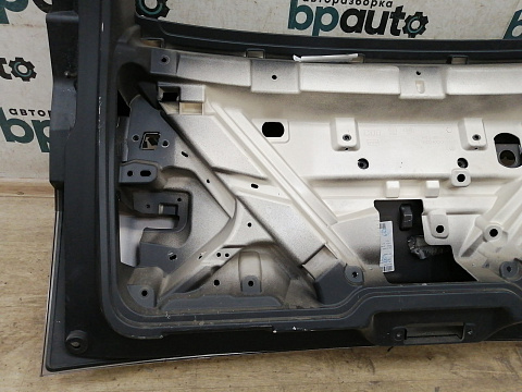 Фотография детали AA033957; Крышка багажника (K8D2-40010-AD) для Land Rover Range Rover Evoque II (2019- н.в.)/БУ; Оригинал; Р2, Удовлетворительное; . Фото номер 19