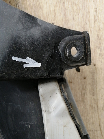 Фотография детали AA040733; Бампер задний; под паркт. (8M51-N17906-A) для Ford Focus II Wagon рест. (2007- 2011)/БУ; Оригинал; Р1, Мелкий дефект; . Фото номер 16