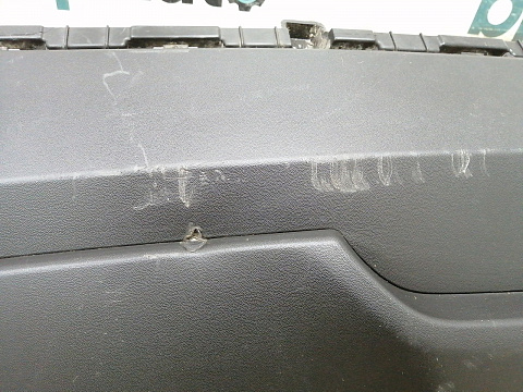Фотография детали AA018577; Юбка заднего бампера; без паркт. (86612-M0000) для Hyundai Creta I (2016-н.в.)/БУ; Оригинал; Р1, Мелкий дефект; . Фото номер 5