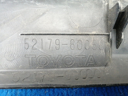 AA023416; Накладка заднего бампера, узкая (52179-60050) для Toyota Land Cruiser Prado/БУ; Оригинал; Р1, Мелкий дефект; 