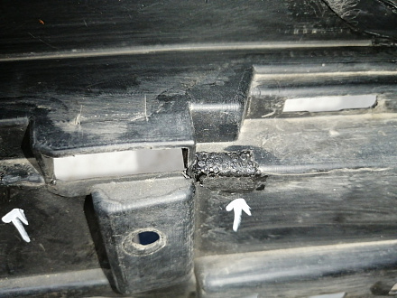 AA045402; Бампер передний; под паркт.; под омыват. (52119-06C40) для Toyota Camry/БУ; Оригинал; Р1, Мелкий дефект; 