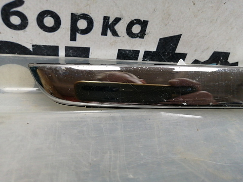 Фотография детали AA045574; Молдинг крышки багажника, нижний хром (90816-1BA0A) для Infiniti/БУ; Оригинал; Р1, Мелкий дефект; . Фото номер 2