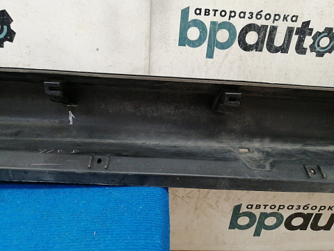 Фотография детали AA040935; Накладка порога левая (6512A421) для Mitsubishi Outlander/БУ; Оригинал; Р1, Мелкий дефект; . Фото номер 12