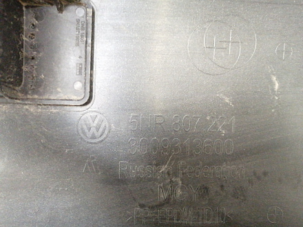 AA039045; Бампер передний; без паркт.; под омыват. (5NR807221) для Volkswagen Tiguan II (2016- 2020)/БУ; Оригинал; Р1, Мелкий дефект; 