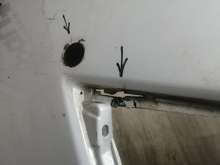 AA045772; Бампер передний; без паркт.; под омыват. (BCW8-50031) для Mazda 3 BL/БУ; Оригинал; Р1, Мелкий дефект; 