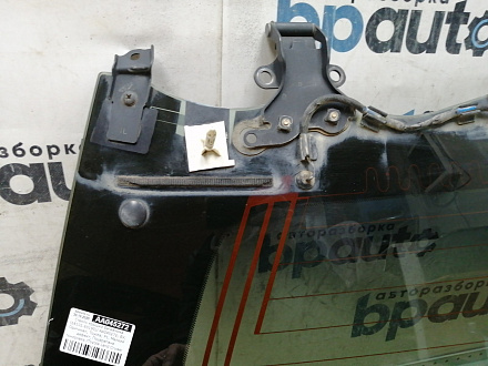 AA045272; Стекло крышки багажника (68105-60190)/БУ; Оригинал; Р1, Мелкий дефект; 