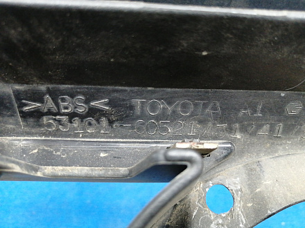 AA015781; Решетка радиатора (53101-60521) для Lexus LX570, LX450D (2008 — 2011)/БУ; Оригинал; Р2, Удовлетворительное; 