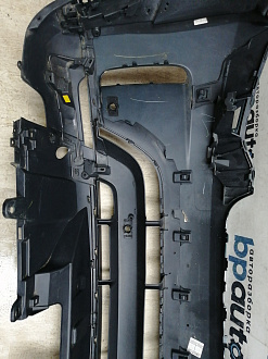 AA045868; Бампер передний; под паркт.; под омыват. (HY32-17F003-AAW) для Land Rover Discovery V L462 (2017 - 2020)/БУ; Оригинал; Р1, Мелкий дефект; 