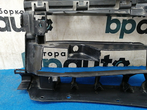 Фотография детали AA031204; Кронштейн переднего бампера правый под ПТФ (51117385346) для BMW 5 серия G30 G31/БУ; Оригинал; Р1, Мелкий дефект; . Фото номер 9