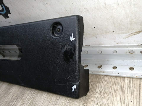 Фотография детали AA045181; Площадка под номер (86529-BW000) для Hyundai Creta II (2021-2023)/БУ; Оригинал; Р1, Мелкий дефект; . Фото номер 5