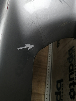 BA000253; Бампер передний, v1.5, v1.8, без отв. под расш.; без паркт.; без омыват. (6400B226229ZZ) для Mitsubishi Lancer/БУ; Оригинал; Р1, Мелкий дефект; 