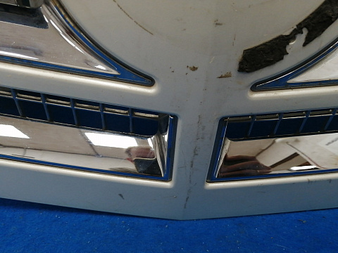 Фотография детали AA032737; Решетка радиатора (25778728) для Cadillac Escalade III (2006-2013)/БУ; Оригинал; Р2, Удовлетворительное; . Фото номер 16