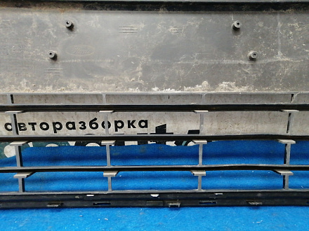 AA032255; Решетка переднего бампера (BS71-17B968-B) для Ford Mondeo/БУ; Оригинал; Р1, Мелкий дефект; 