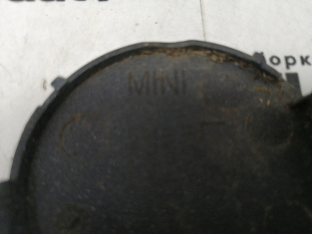 AA024688; Заглушка буксир. крюка заднего бампера левая (51129805941) для Mini Countryman I (R60) (2010-2016)/БУ; Оригинал; Р0, Хорошее; 