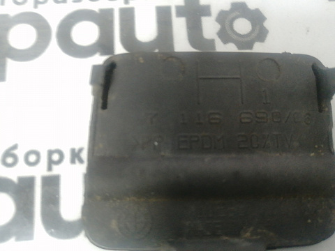 Фотография детали AA045964; Заглушка буксир. крюка заднего бампера (51127116690) для BMW 3 серия V Sedan (Е90) (2005-2009)/БУ; Оригинал; Р1, Мелкий дефект; . Фото номер 3