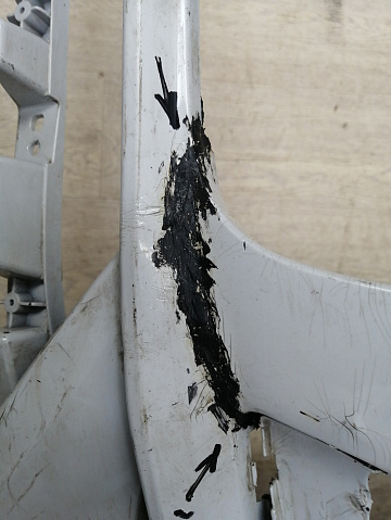 Фотография детали AA045933; Бампер передний, S-Line; под омыват. (8U0807437AS) для Audi Q3 I рест. (2014-2018)/БУ; Оригинал; Р2, Удовлетворительное; . Фото номер 7