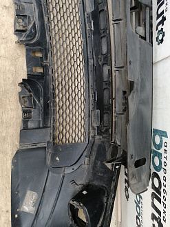 AA039008; Бампер передний; без паркт.; под омыват. (LR040834) для Land Rover Freelander/БУ; Оригинал; Р1, Мелкий дефект; 