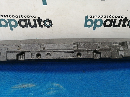 AA037447; Абсорбер переднего бампера (52611-06580) для Toyota Camry 70 рест. (2021-2024)/БУ; Оригинал; Р1, Мелкий дефект; 