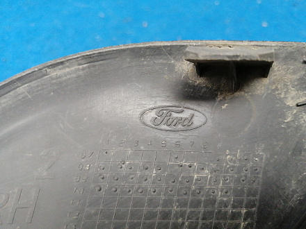 AA032777; Заглушка ПТФ правая, матовая (8M51-19952) для Ford Focus/БУ; Оригинал; Р1, Мелкий дефект; 