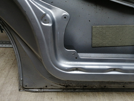 AA045487; Дверь передняя правая (7H0831056) для Volkswagen/БУ; Оригинал; Р2, Удовлетворительное; 