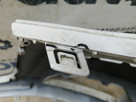 BA000156; Бампер передний; без паркт.; под омыват. (8P0 807 437 H) для Audi A3 8P/БУ; Оригинал; Р1, Мелкий дефект; 